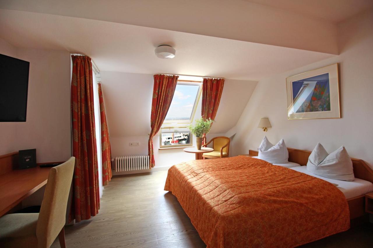 Hotel Schiff Am See Konstanz Exterior photo
