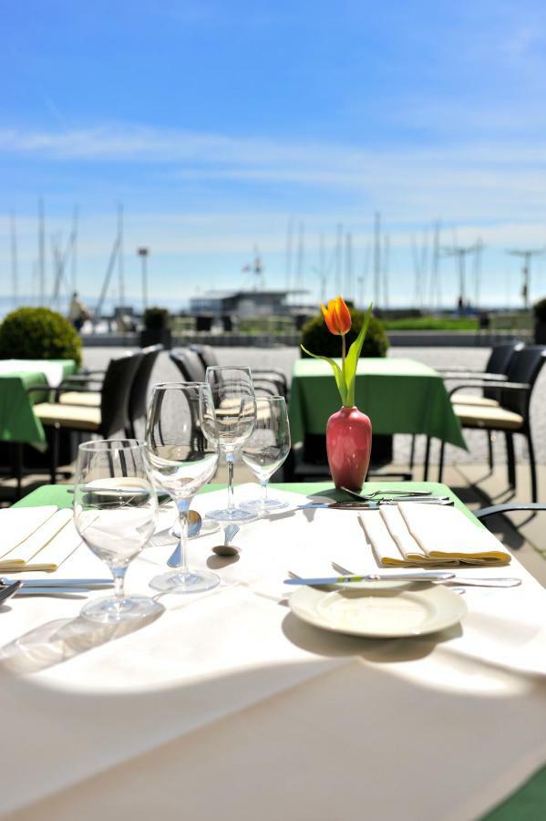 Hotel Schiff Am See Konstanz Exterior photo